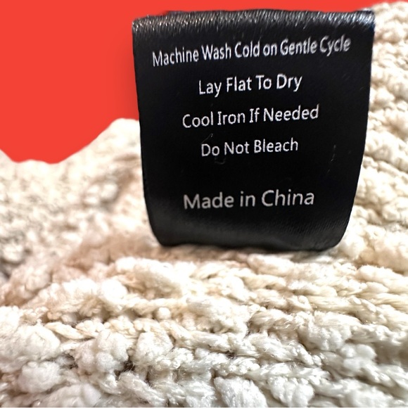 EUC POL Pullover Hooded Sweater in Light Cream. Size Small ❄️🧤 - Picture 7 of 9